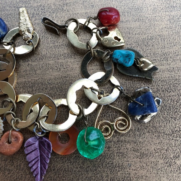 Unique bracelet in gold vermeil with different colored stones and charms - Picture 3 of 7